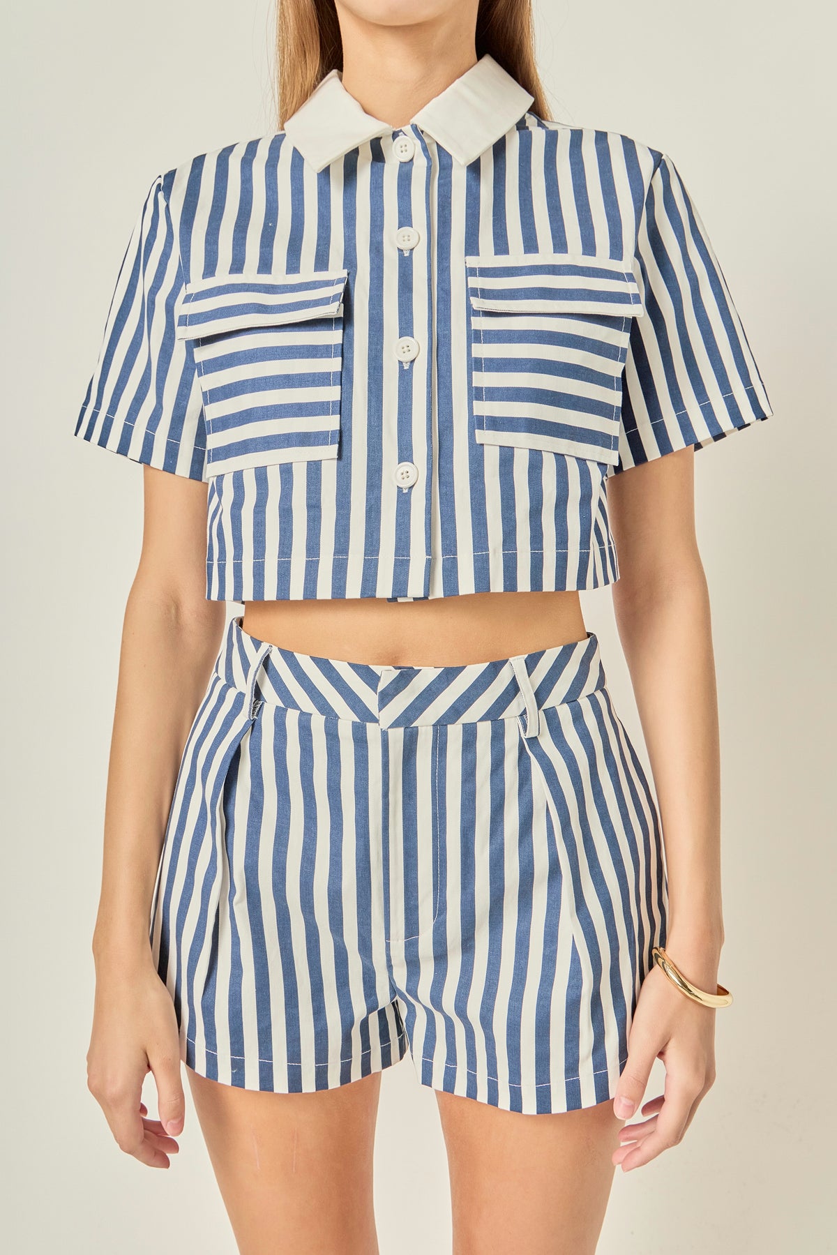 Cropped Shirt with Short Sleeves