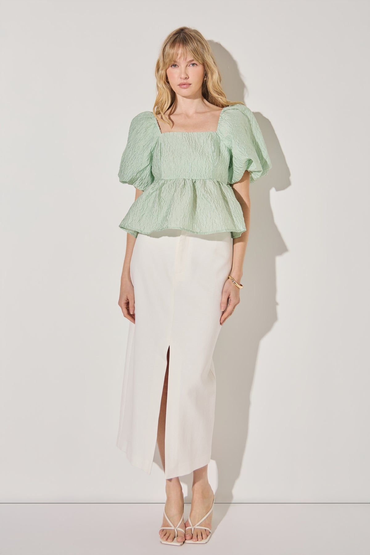Jacquard Puff Sleeve Open Back Top