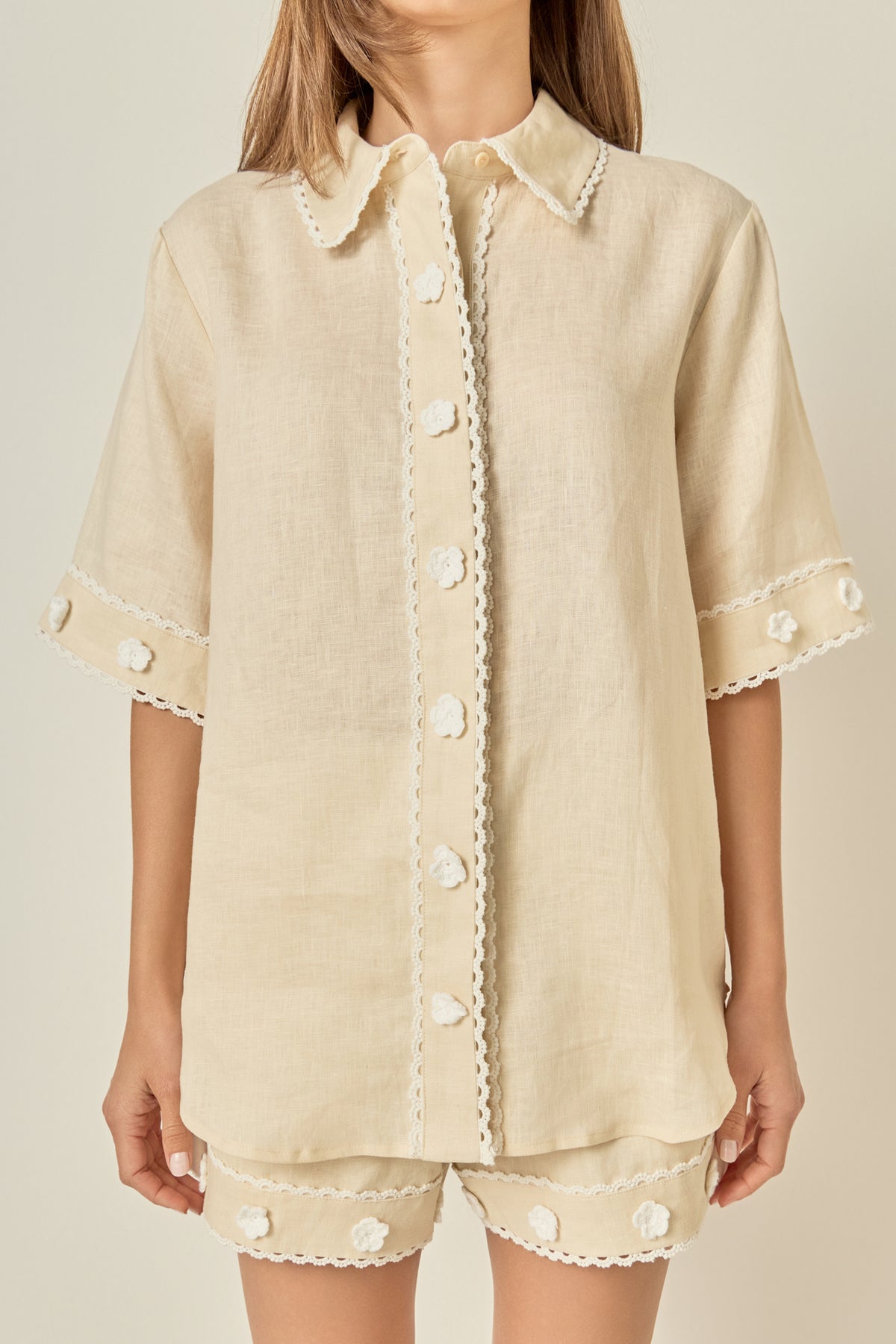 Floral Detailed Button Up Linen Shirt