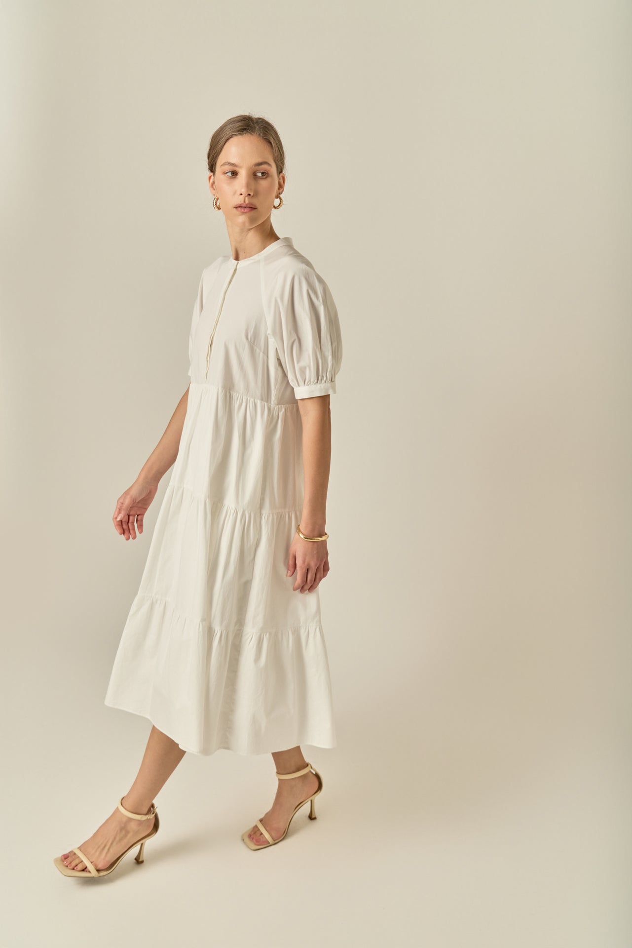 Short Puff Sleeve Midi Dress