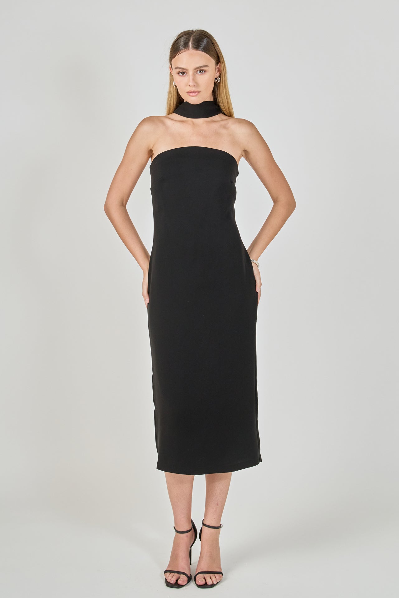 Choker Tie Midi Dress