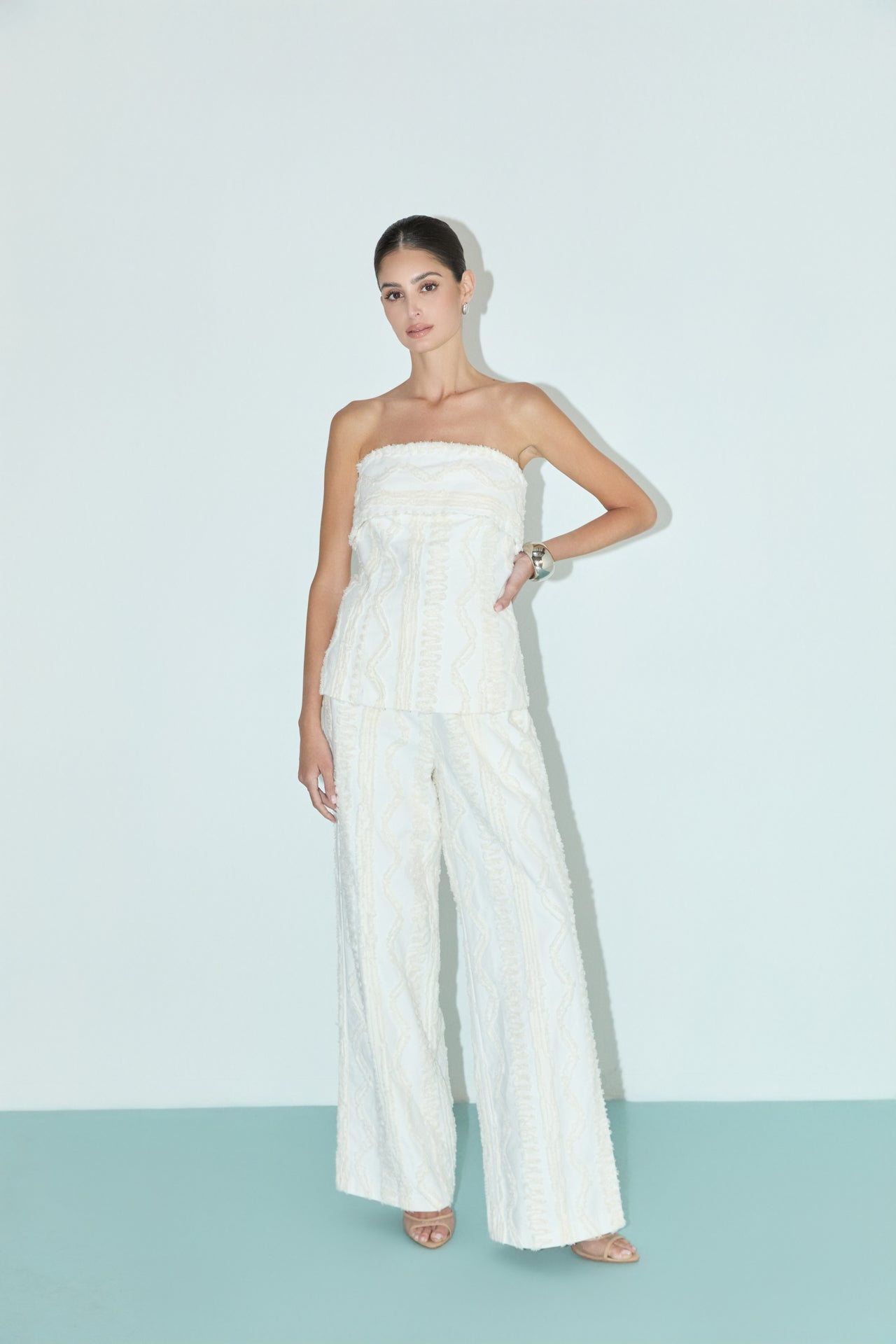 Embroidered Strapless Tube Top