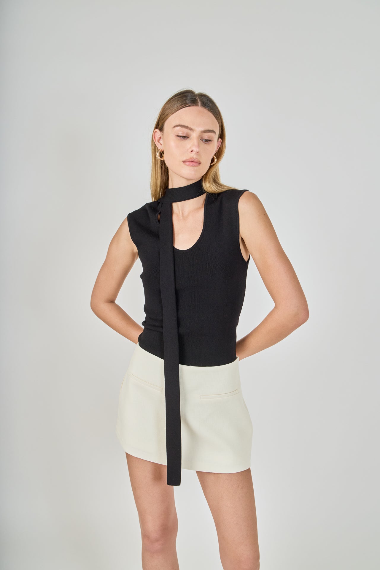 Neckband Knitted Top