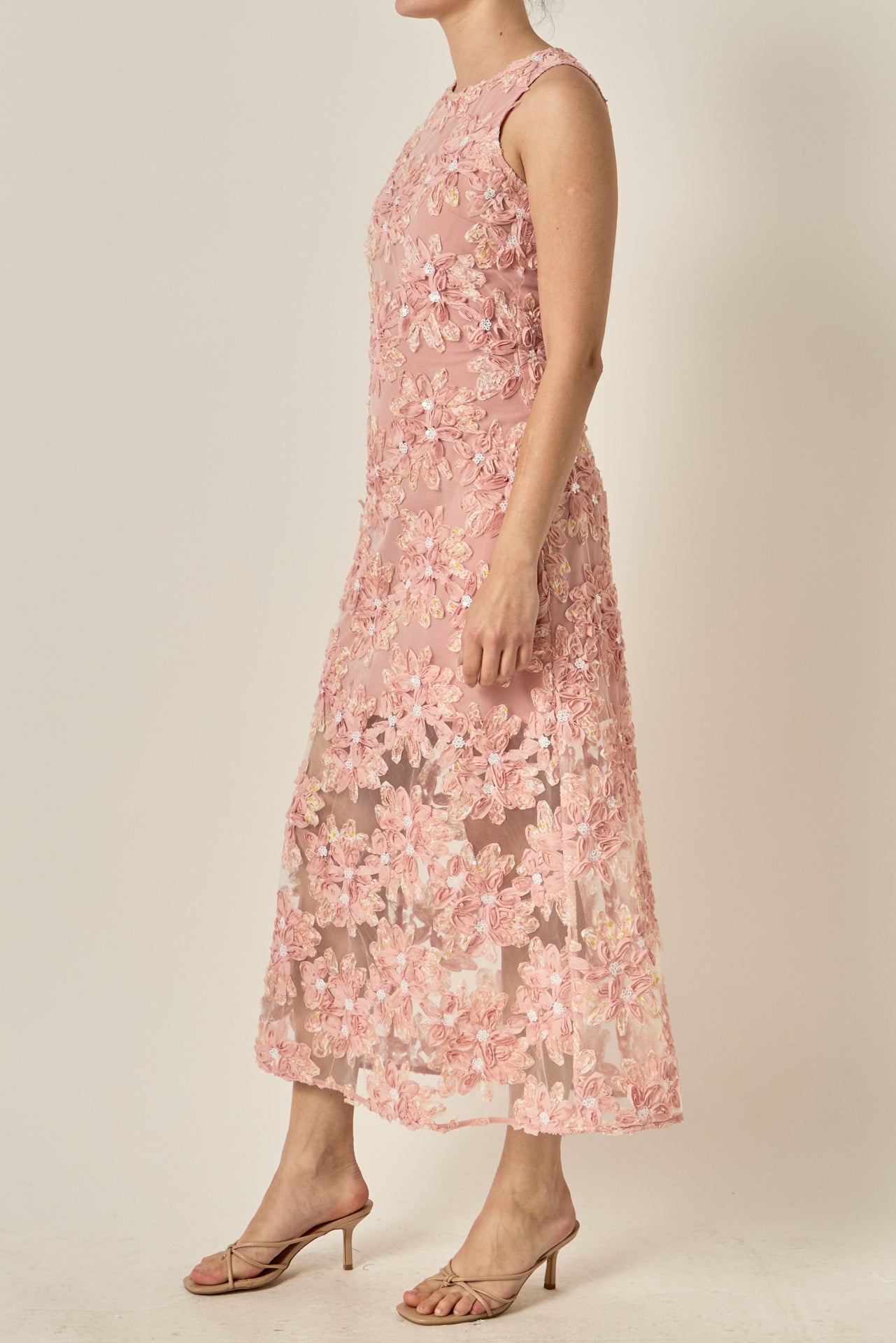 Textured Sleeveless Maxi Dress