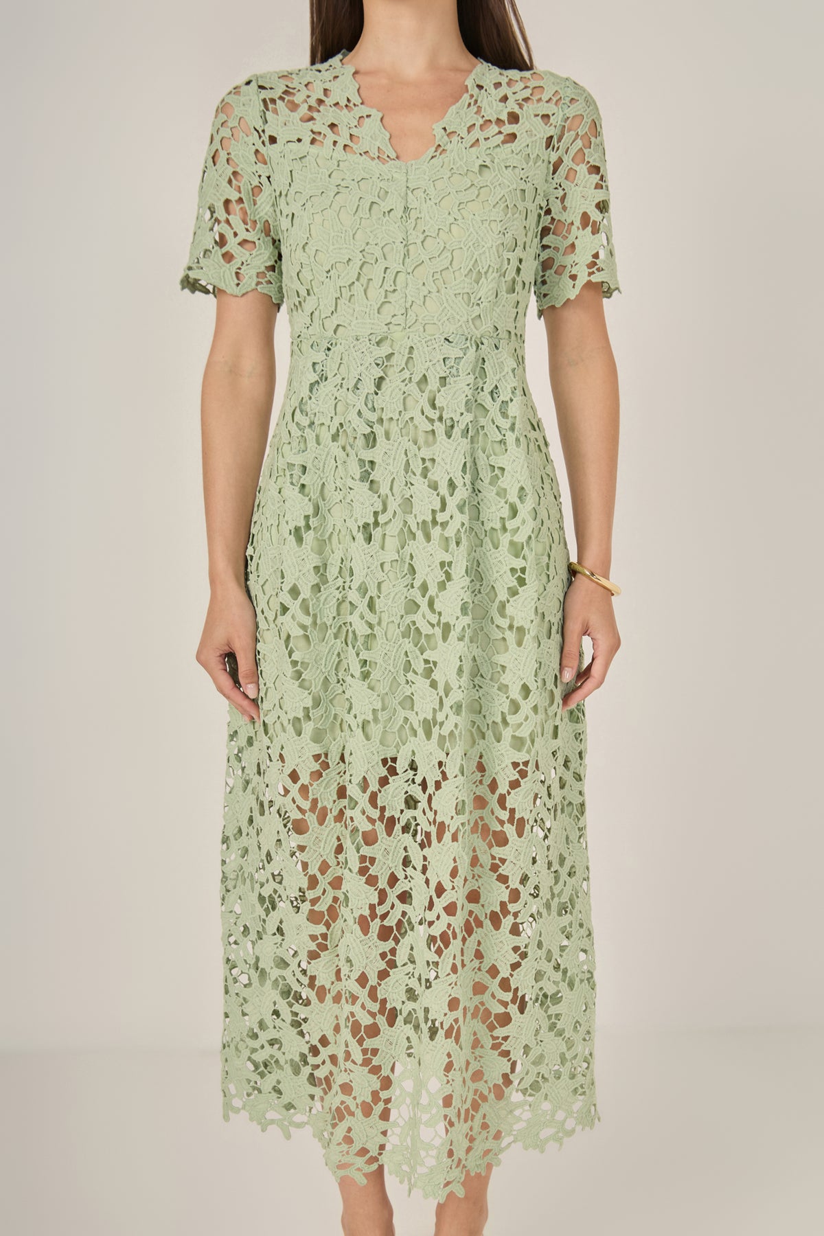 All Over Lace Short Sleeves Midi Dress