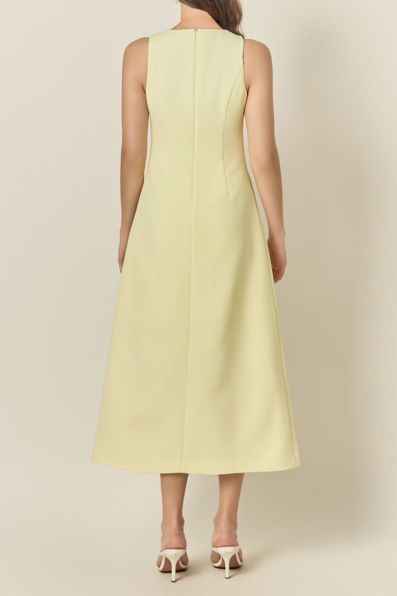 Bow Detailed Sleeveless Midi Dress