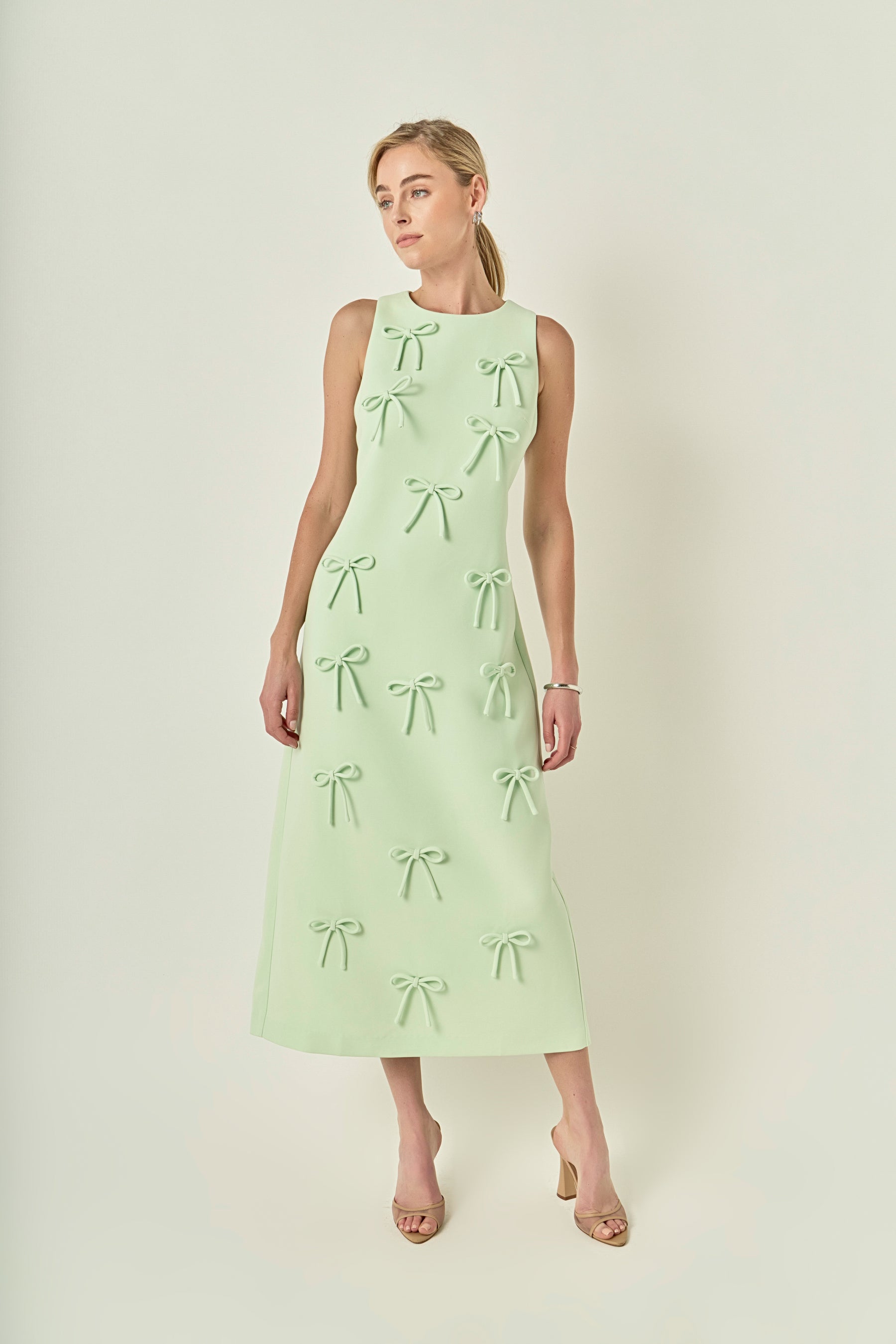 Bow Detailed Sleeveless Midi Dress