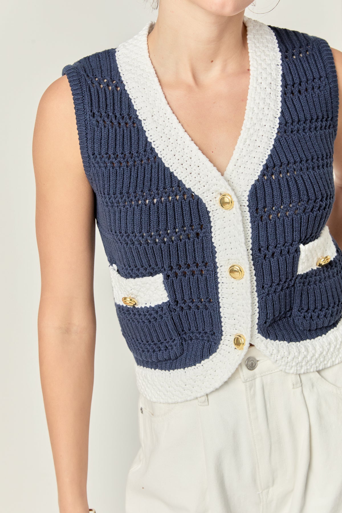 Contrast Sleeveless Knit Top
