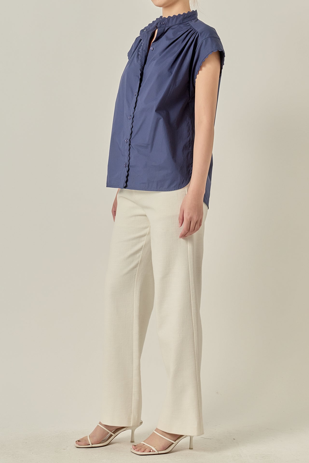 Scallop Trim Ric Rac Short Sleeve Shirt