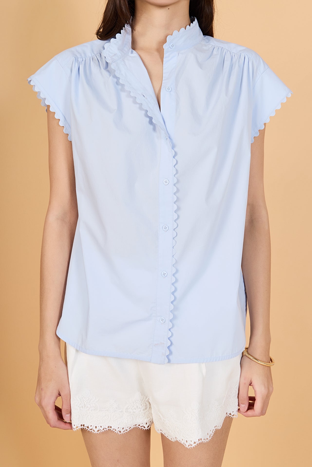 Scallop Trim Ric Rac Short Sleeve Shirt