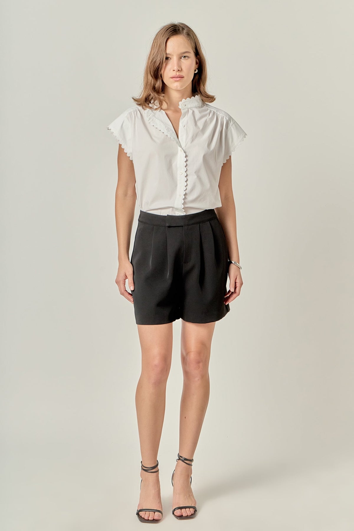 Scallop Trim Ric Rac Short Sleeve Shirt
