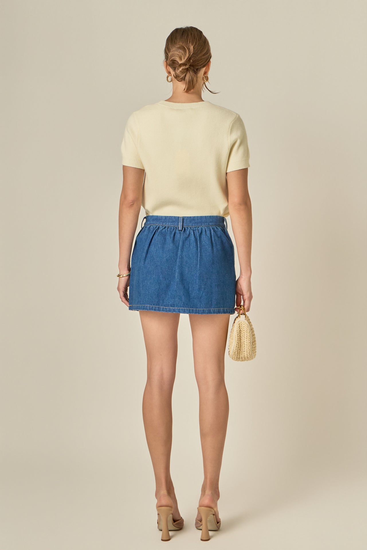 Short Sleeve Knit Top with Bow Detail