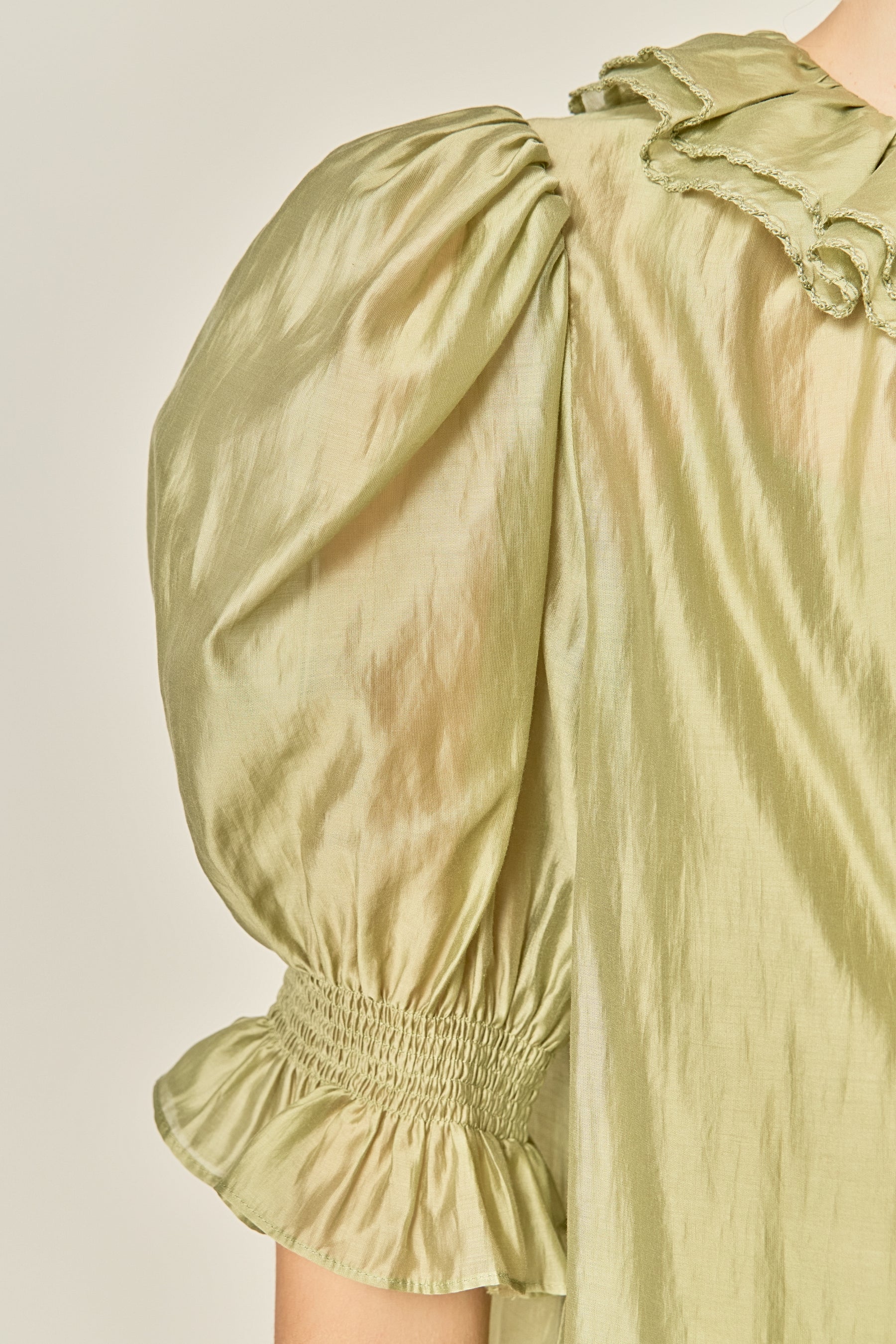 Ruffled Short Sleeves Blouse