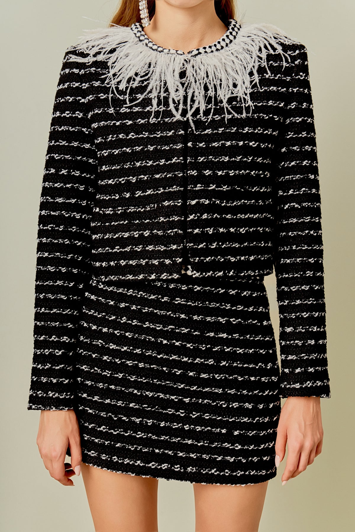 Feather Detailed Bow Tweed Jacket