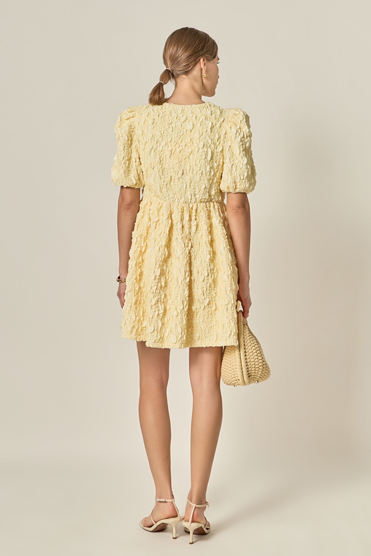 Bow Detailed Puff Sleeve Stretchy Mini Dress