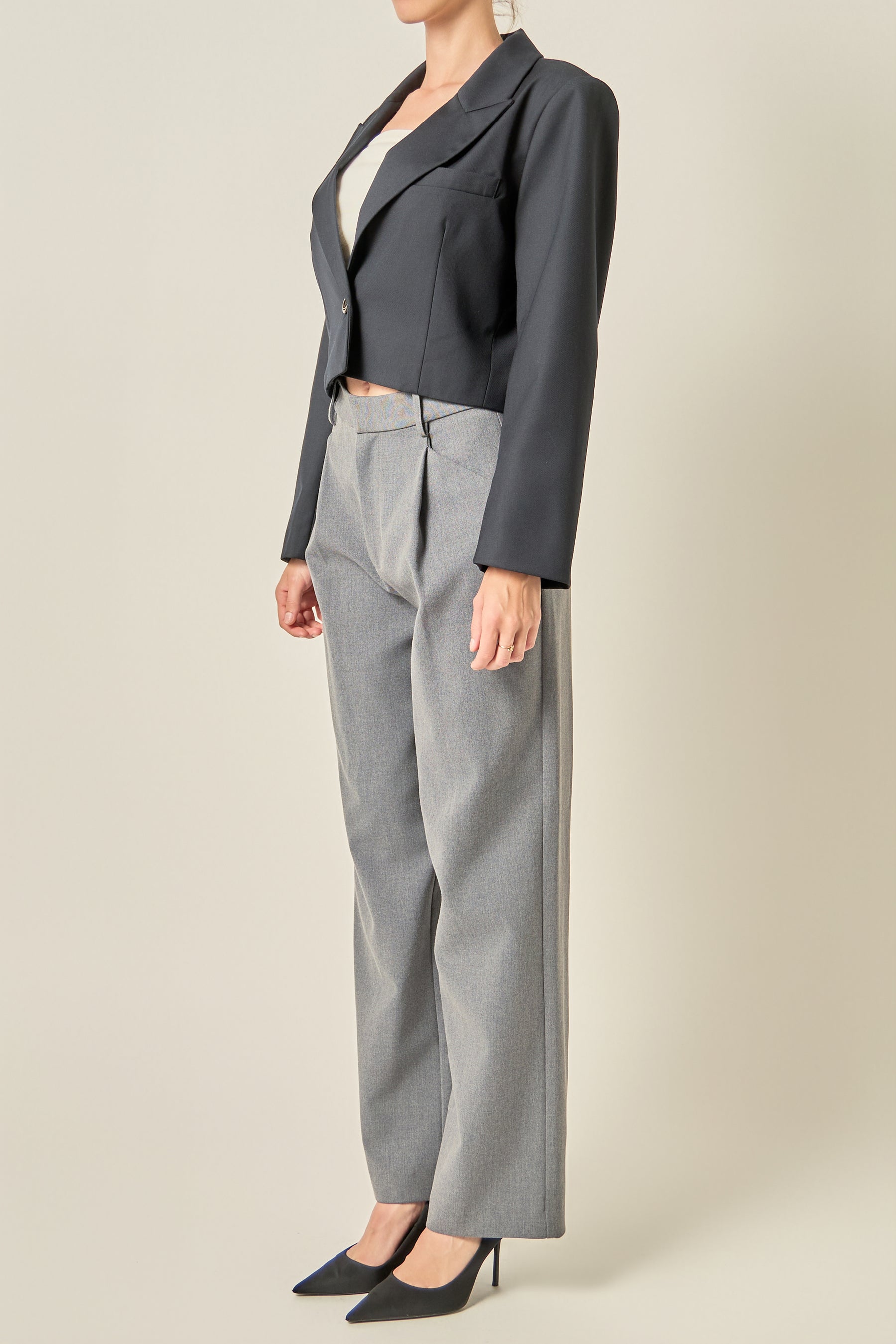 Cropped Single-Breasted Blazer